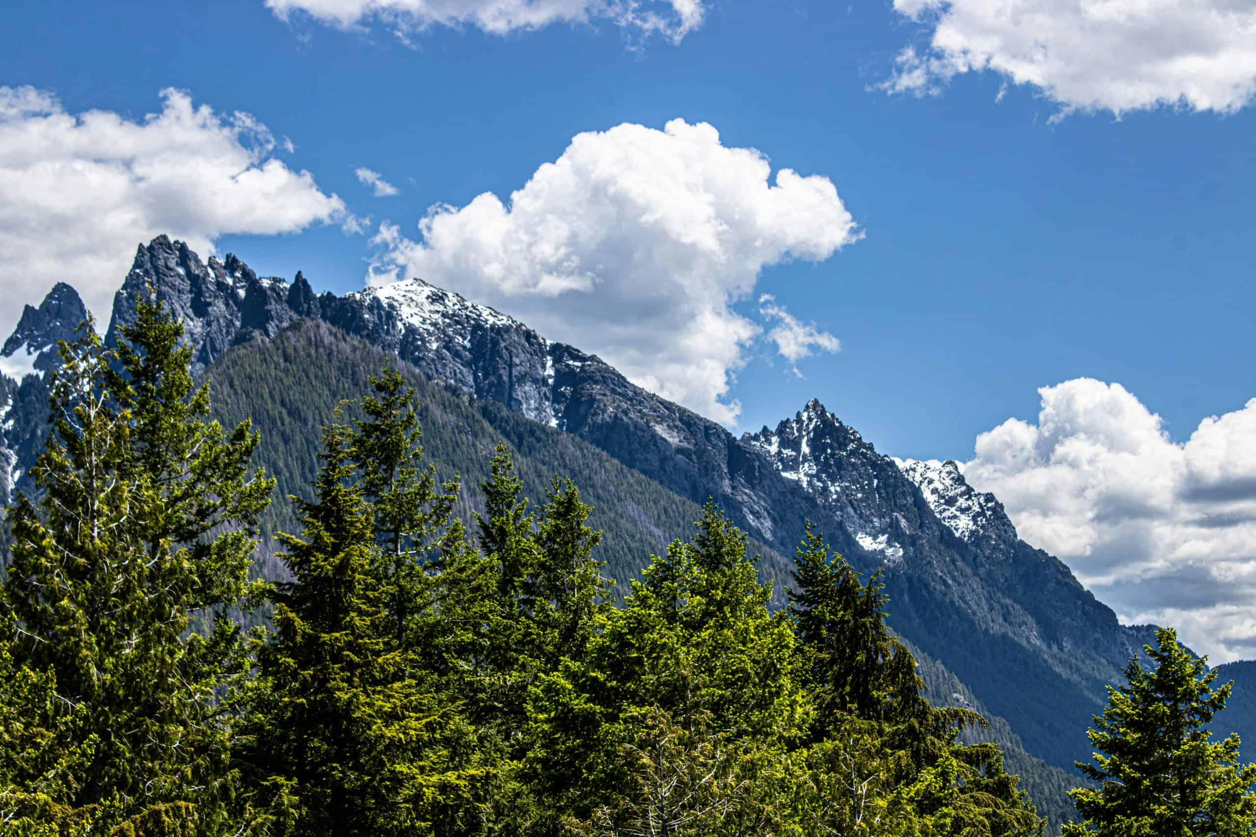 Views of mountains from the Glacier Peak Trail. This is one of the best overnight backpacking trips in Washington State.